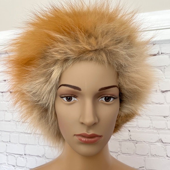 Red Fox fur hat main image 8